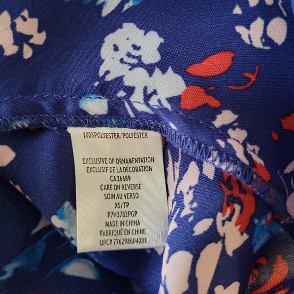 Parker Floral Blouse oversized XS - Picture 8 of 9